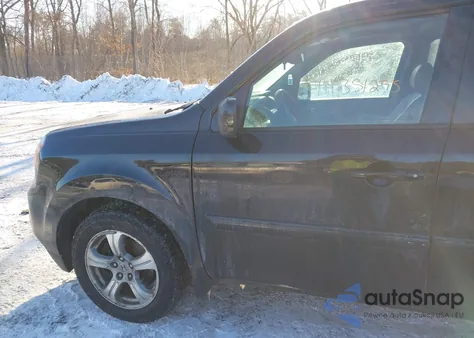 2014 Honda Pilot Ex-L z USA, uszkodzony, nr VIN 5FNYF4H56EB018858